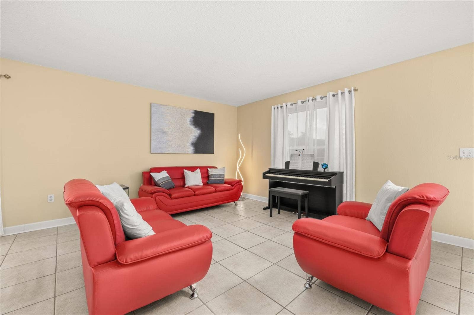 5253 SUNSET CANYON DRIVE, Kissimmee, FL 34758 5253 SUNSET CANYON DRIVE, Kissimmee, FL 34758