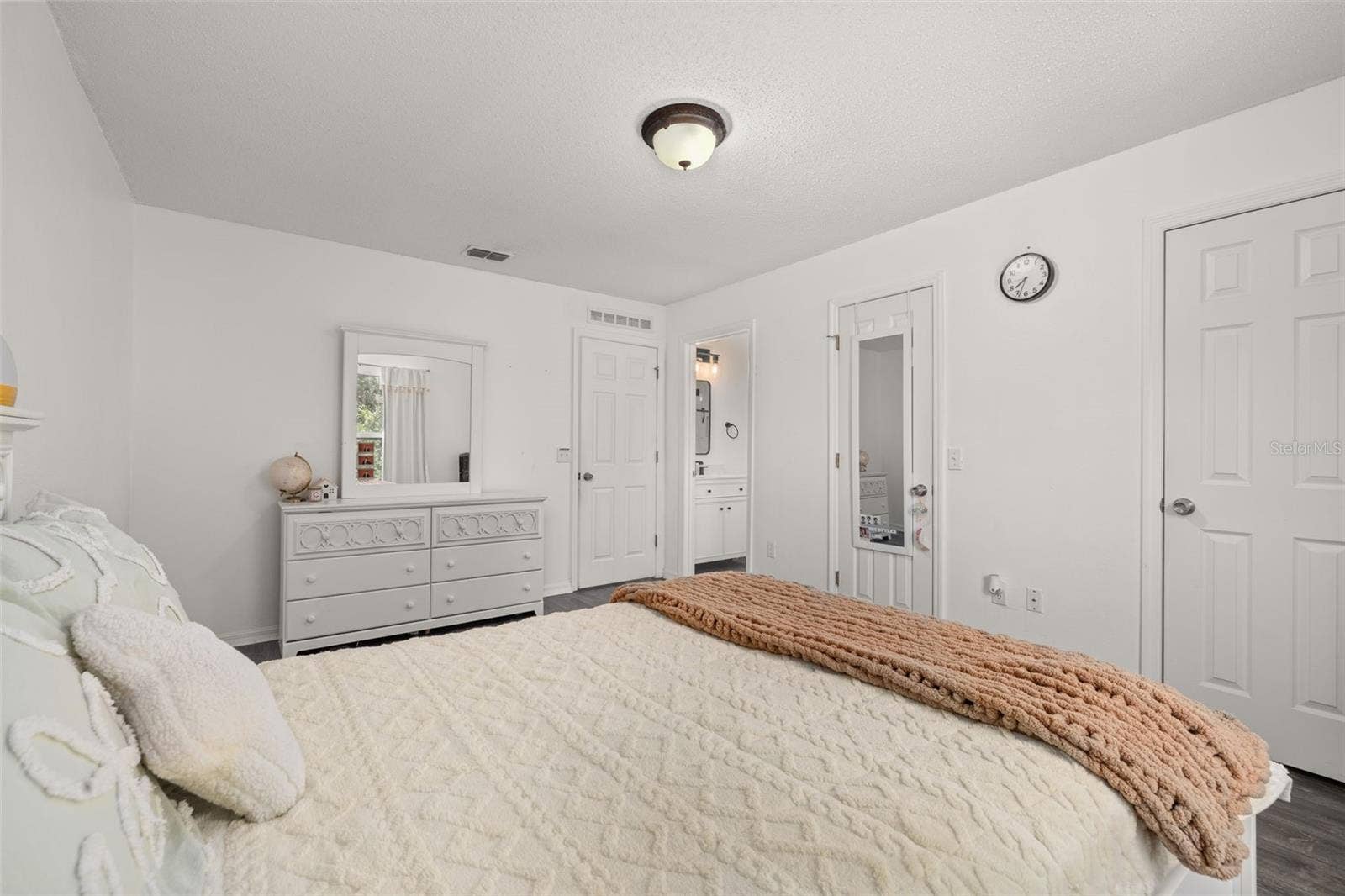 5253 SUNSET CANYON DRIVE, Kissimmee, FL 34758 5253 SUNSET CANYON DRIVE, Kissimmee, FL 34758
