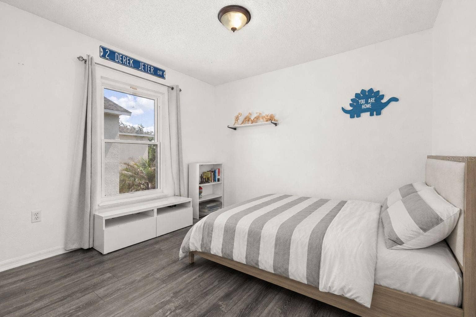 5253 SUNSET CANYON DRIVE, Kissimmee, FL 34758 5253 SUNSET CANYON DRIVE, Kissimmee, FL 34758