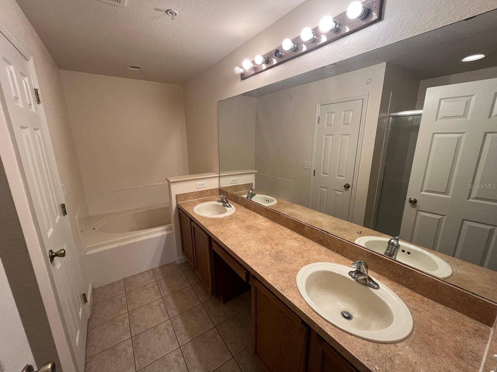 2968 ASHLAND LANE S, Kissimmee, FL 34741