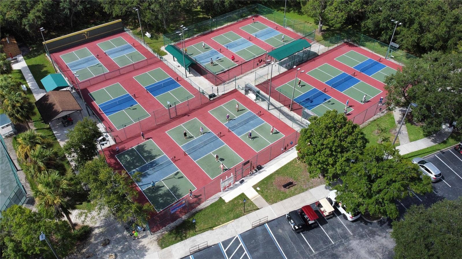 265 INDIAN WELLS AVENUE, Poinciana, FL 34759 17 Pickleball courts
