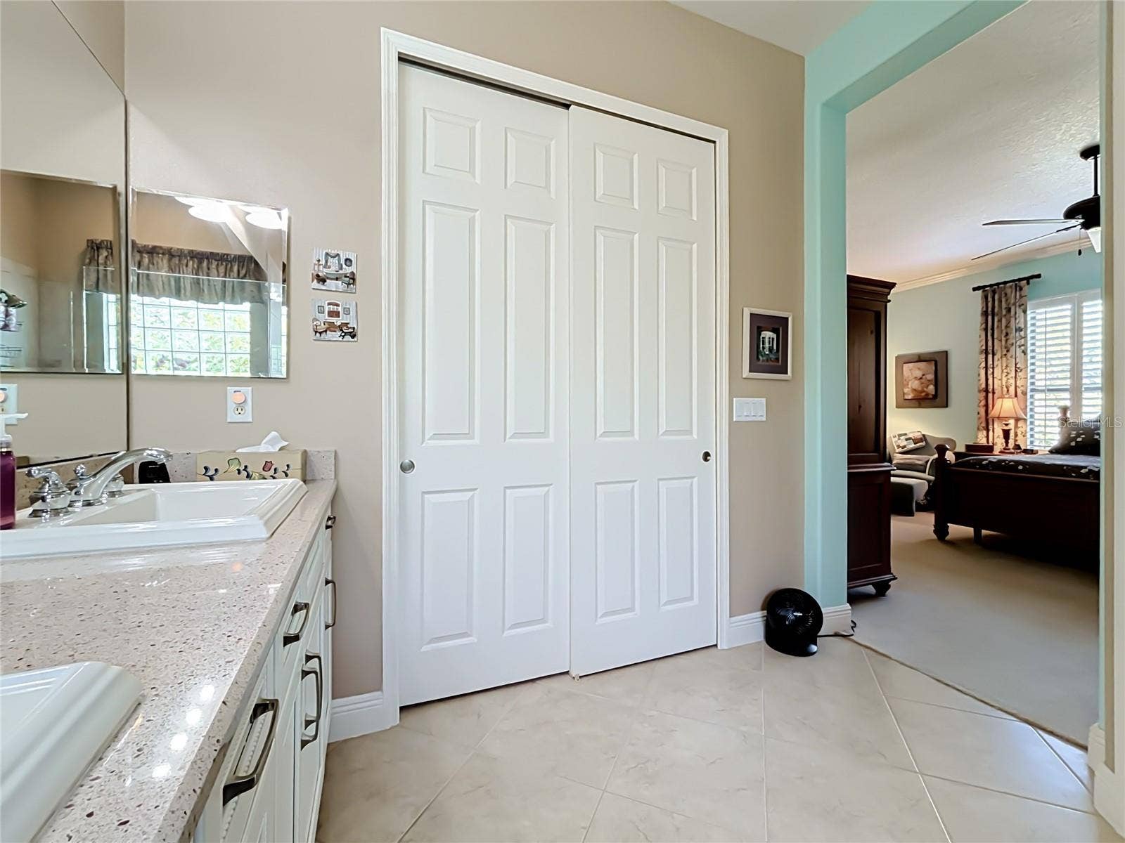 265 INDIAN WELLS AVENUE, Poinciana, FL 34759 Large Walk In Closet w Organizer