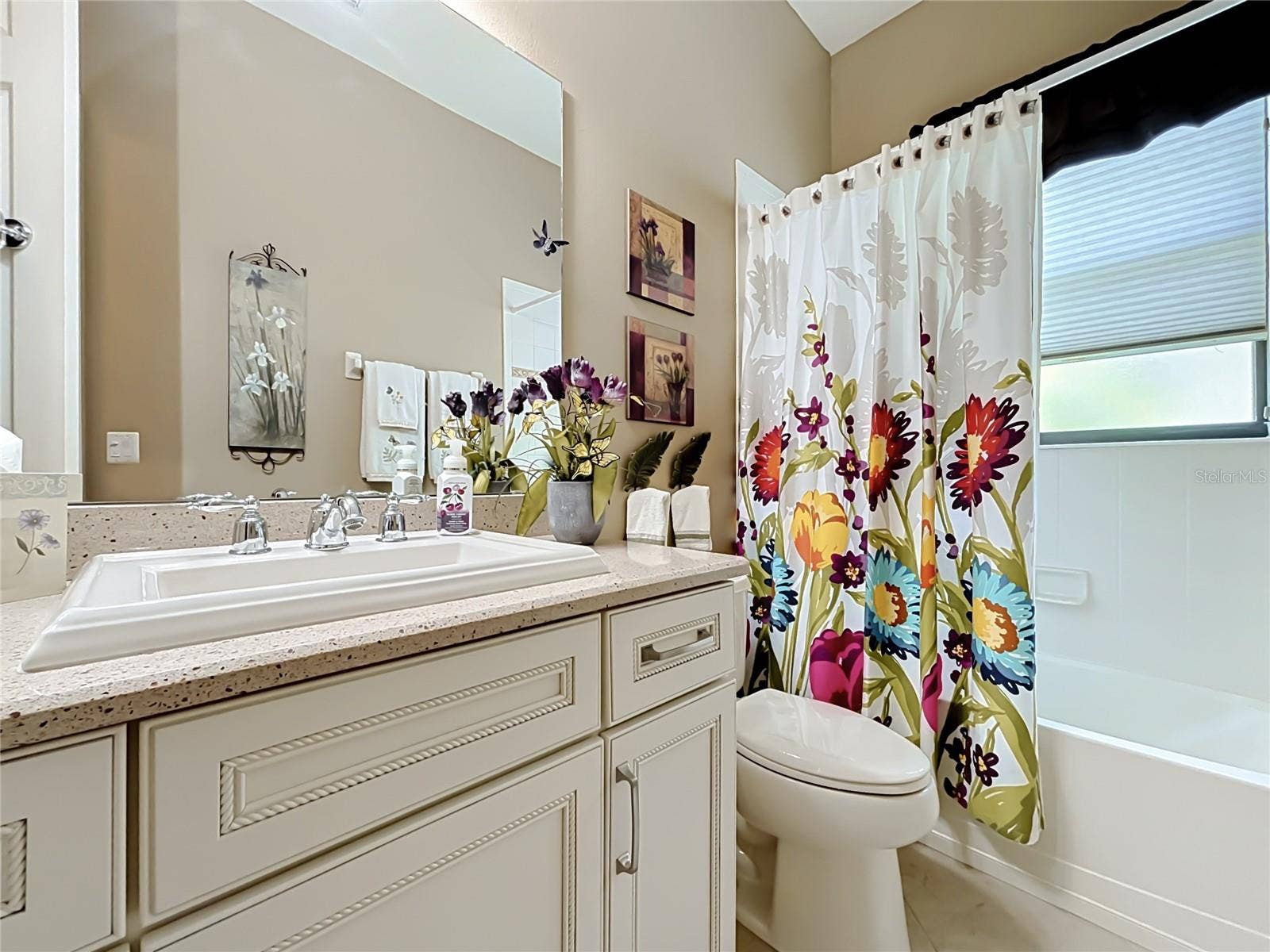 265 INDIAN WELLS AVENUE, Poinciana, FL 34759 2nd Full Bathroom