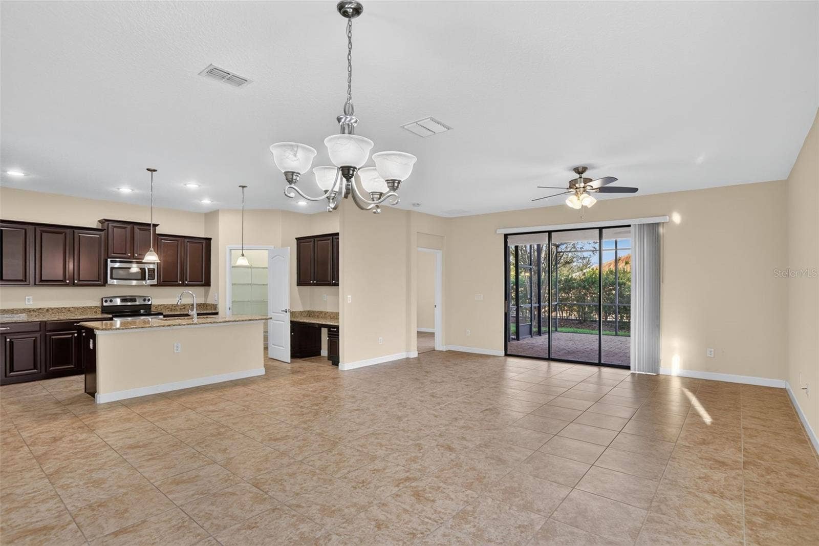 1399 DOLPHIN HEAD STREET, Davenport, FL 33896 1399 DOLPHIN HEAD STREET, Davenport, FL 33896