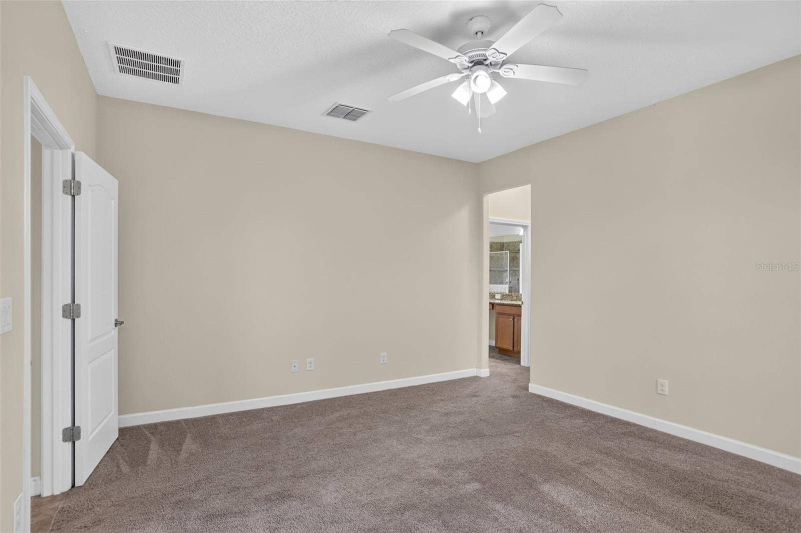 1399 DOLPHIN HEAD STREET, Davenport, FL 33896 1399 DOLPHIN HEAD STREET, Davenport, FL 33896