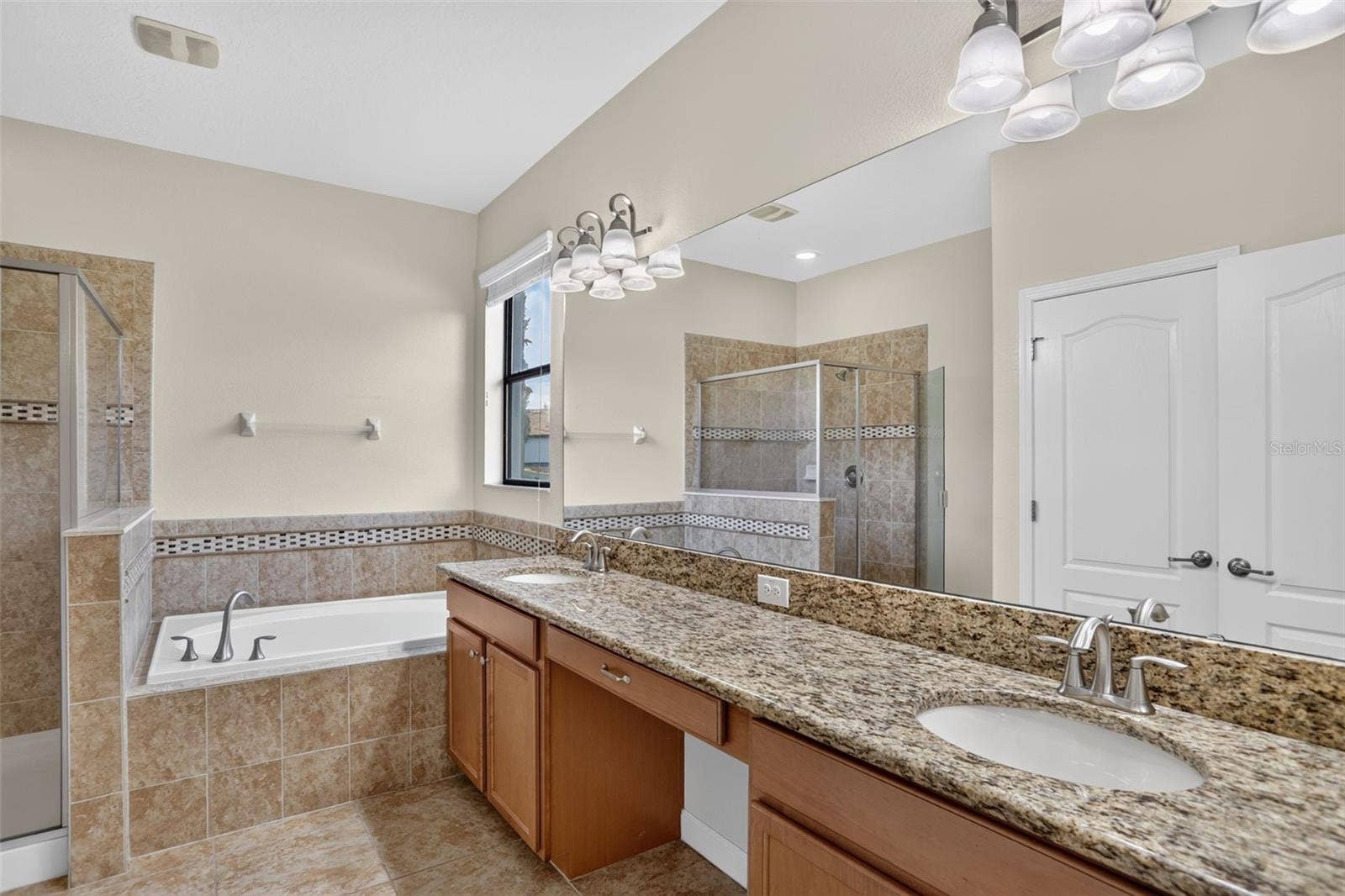 1399 DOLPHIN HEAD STREET, Davenport, FL 33896 1399 DOLPHIN HEAD STREET, Davenport, FL 33896