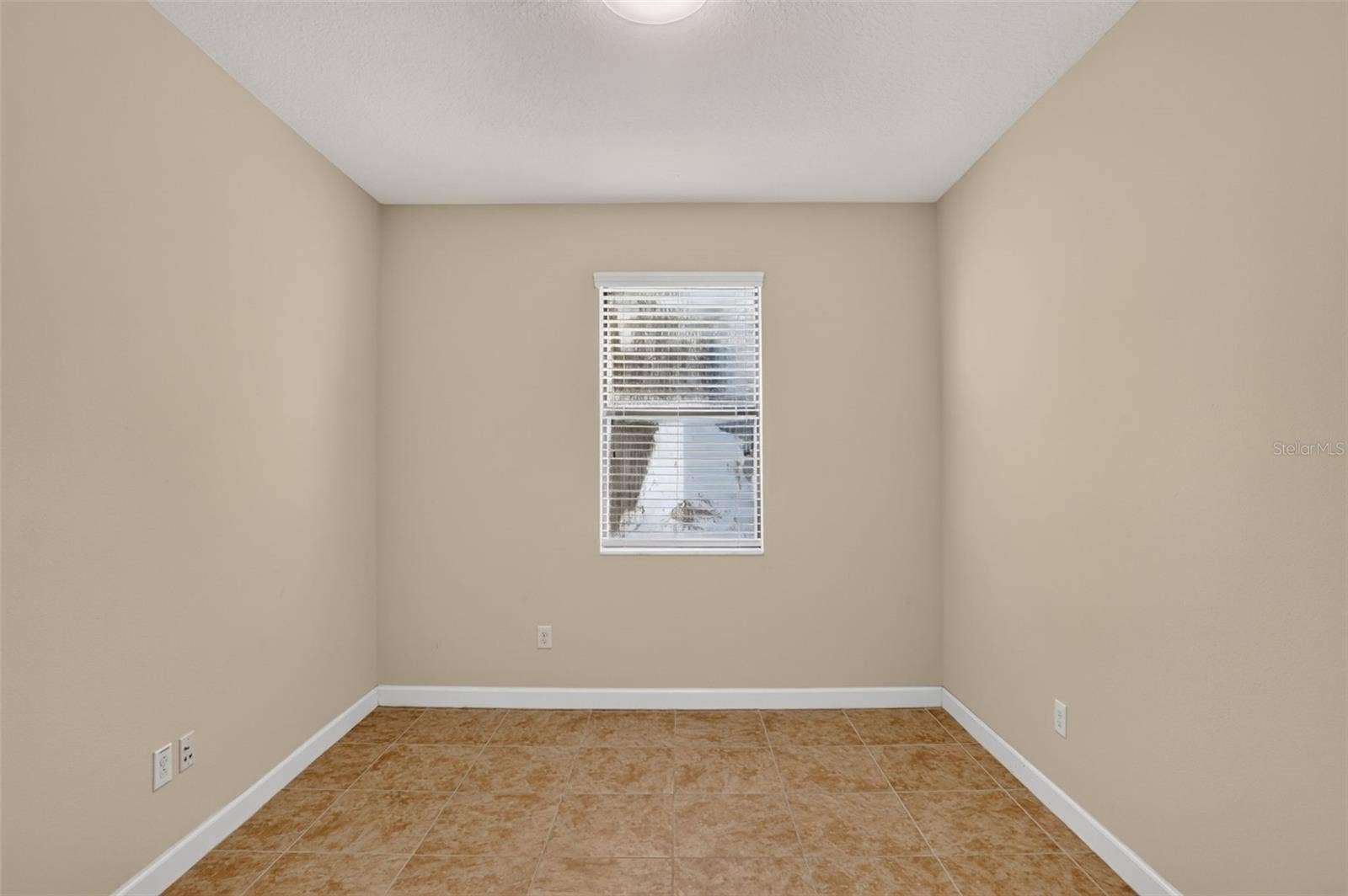 1399 DOLPHIN HEAD STREET, Davenport, FL 33896 1399 DOLPHIN HEAD STREET, Davenport, FL 33896
