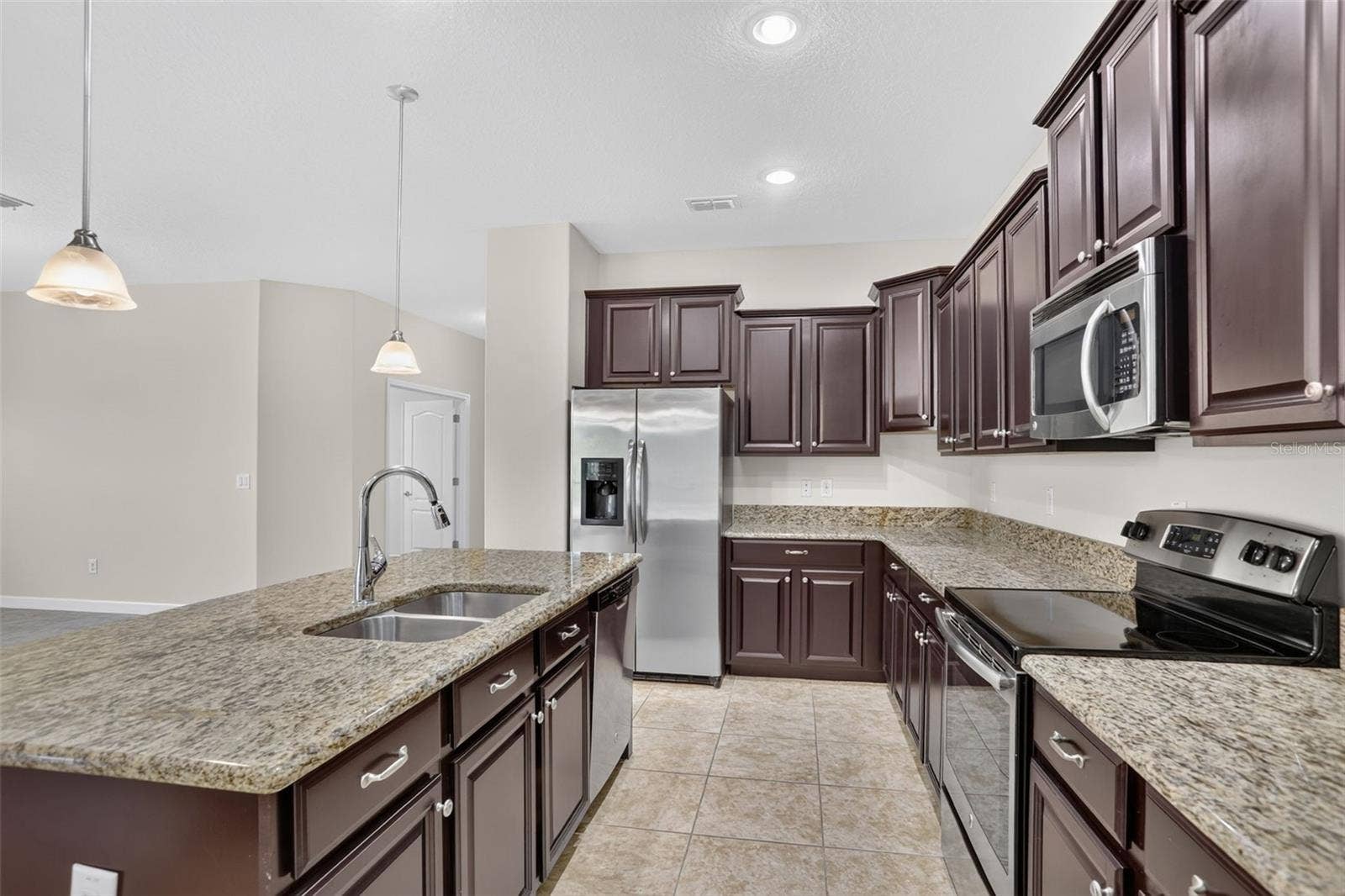 1399 DOLPHIN HEAD STREET, Davenport, FL 33896 1399 DOLPHIN HEAD STREET, Davenport, FL 33896