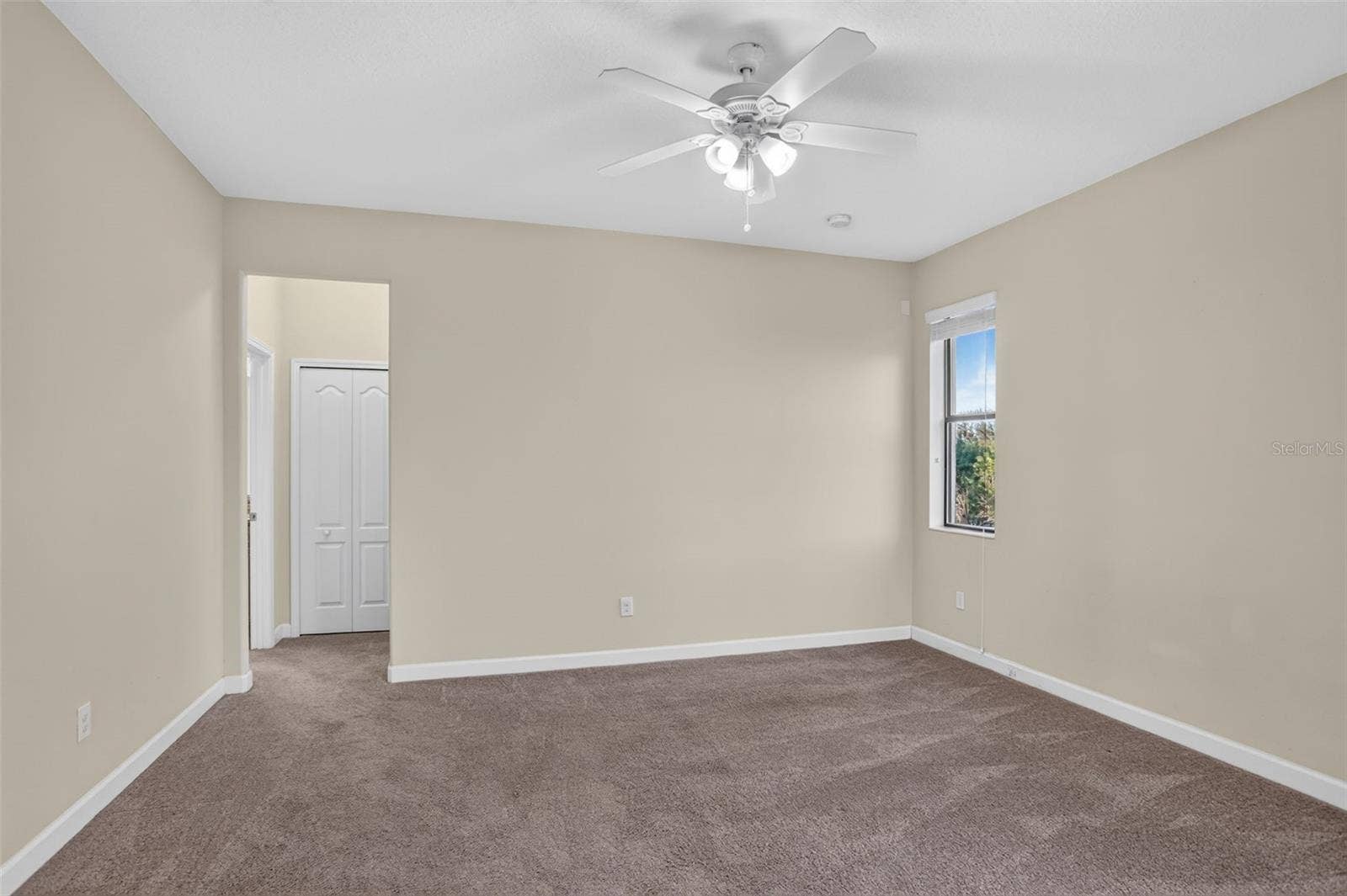 1399 DOLPHIN HEAD STREET, Davenport, FL 33896 1399 DOLPHIN HEAD STREET, Davenport, FL 33896
