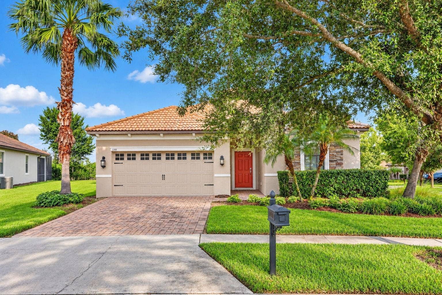 1399 DOLPHIN HEAD STREET, Davenport, FL 33896 1399 DOLPHIN HEAD STREET, Davenport, FL 33896