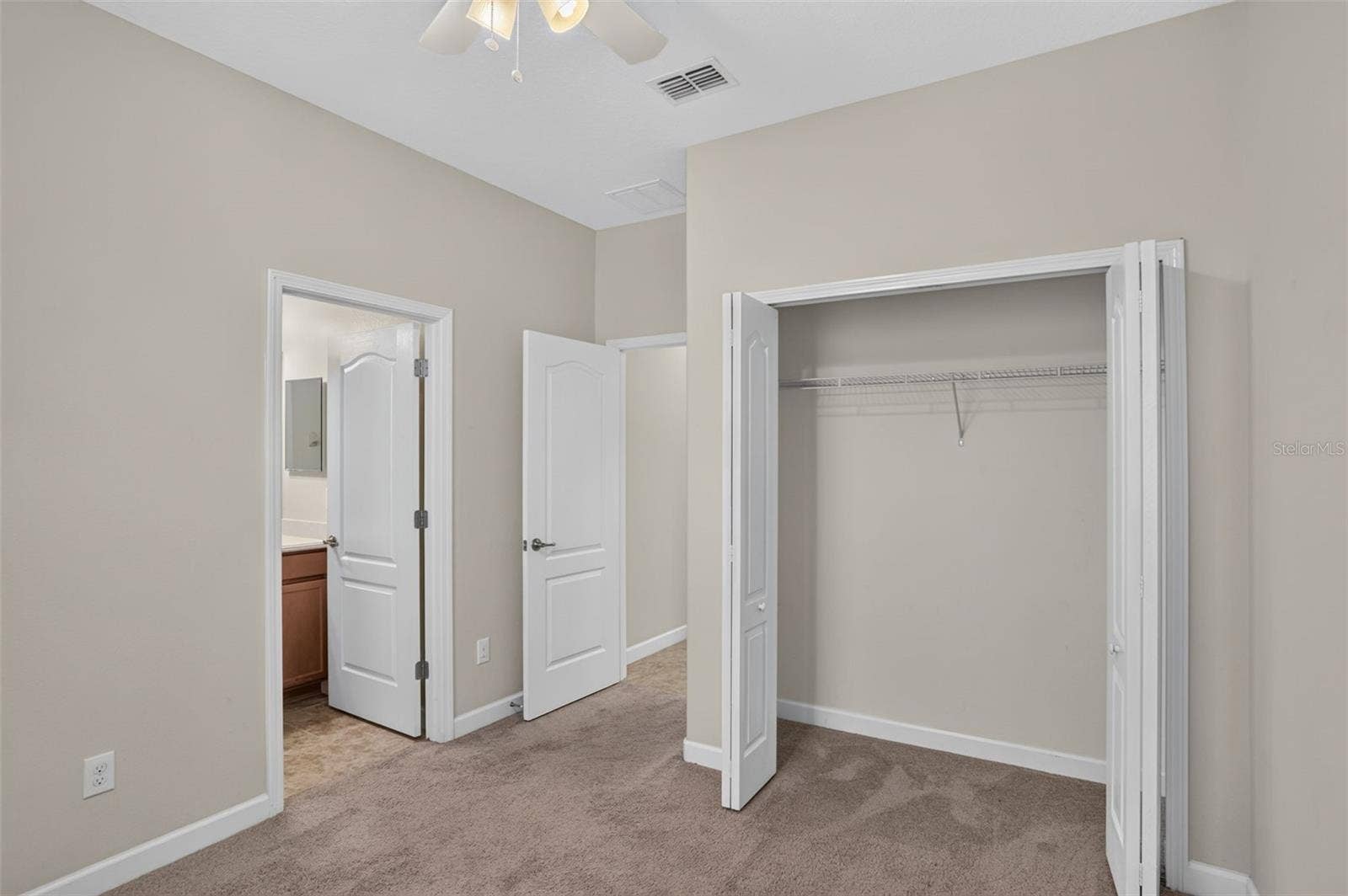 1399 DOLPHIN HEAD STREET, Davenport, FL 33896 1399 DOLPHIN HEAD STREET, Davenport, FL 33896