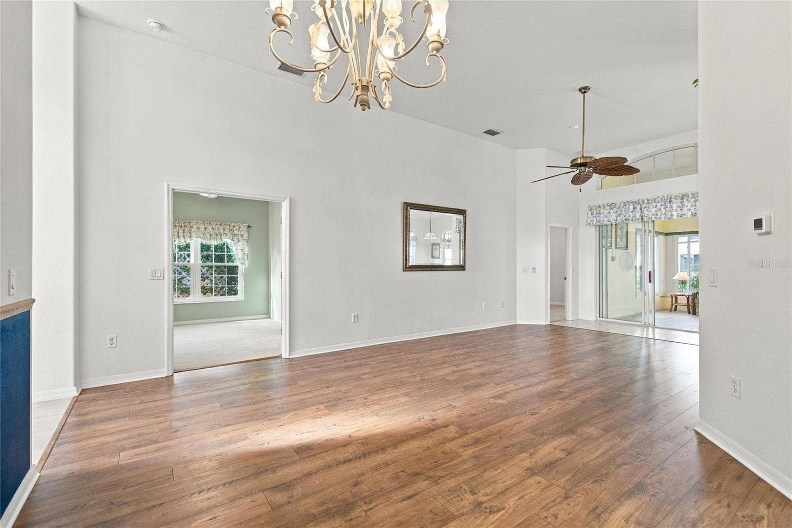 Mohawk laminated wood floor