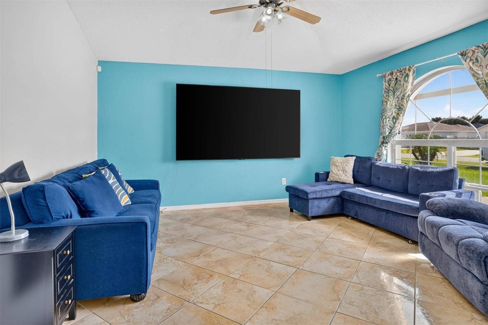 11 YORK COURT, Kissimmee, FL 34758 11 YORK COURT, Kissimmee, FL 34758