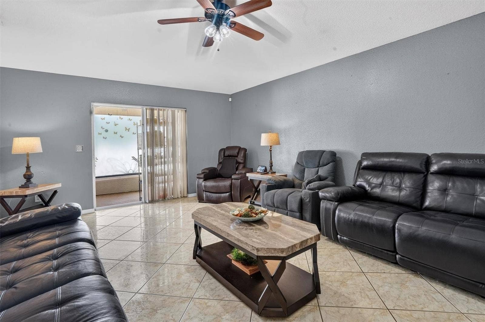 11 YORK COURT, Kissimmee, FL 34758 11 YORK COURT, Kissimmee, FL 34758