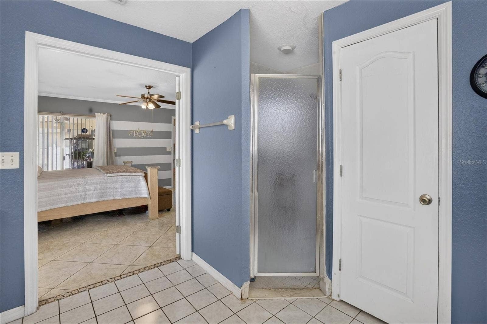11 YORK COURT, Kissimmee, FL 34758 11 YORK COURT, Kissimmee, FL 34758