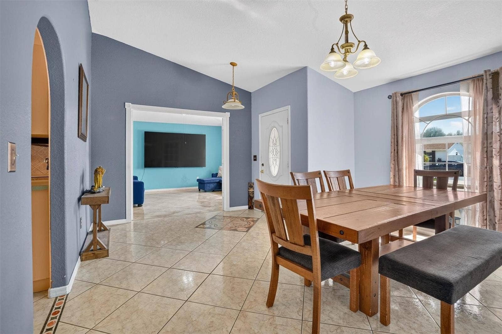 11 YORK COURT, Kissimmee, FL 34758 11 YORK COURT, Kissimmee, FL 34758