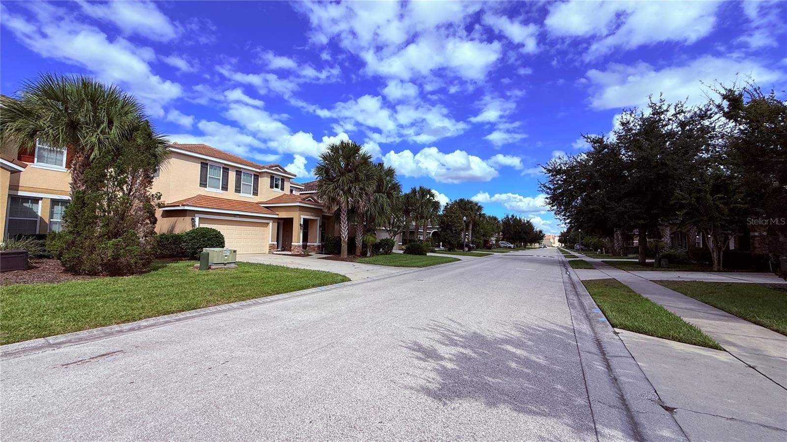 5377 OAKBOURNE AVENUE, Davenport, FL 33837 5377 OAKBOURNE AVENUE, Davenport, FL 33837