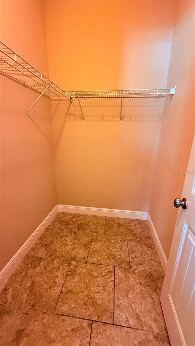 5377 OAKBOURNE AVENUE, Davenport, FL 33837 5377 OAKBOURNE AVENUE, Davenport, FL 33837