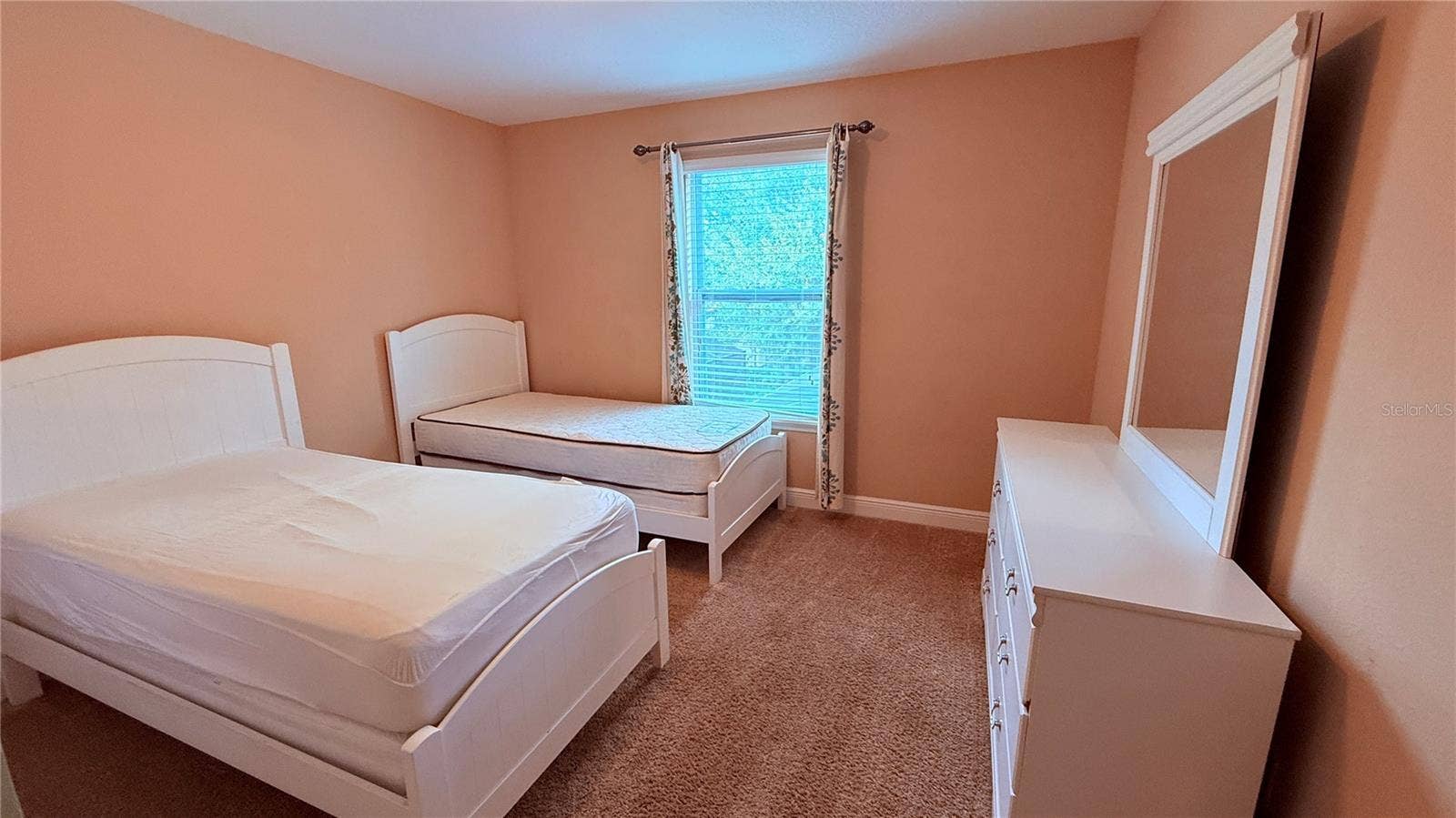 5377 OAKBOURNE AVENUE, Davenport, FL 33837 5377 OAKBOURNE AVENUE, Davenport, FL 33837