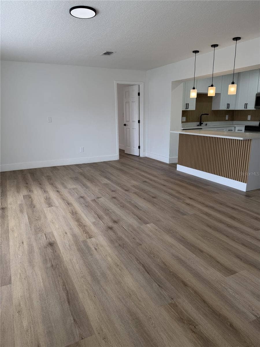 107 IGUALA DRIVE, Kissimmee, FL 34743 107 IGUALA DRIVE, Kissimmee, FL 34743
