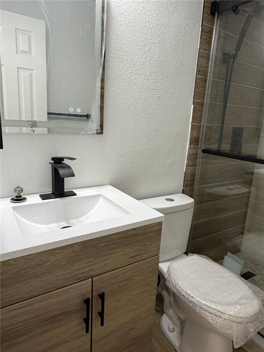 107 IGUALA DRIVE, Kissimmee, FL 34743 107 IGUALA DRIVE, Kissimmee, FL 34743