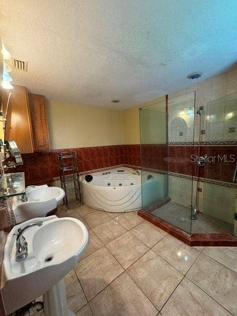 145 ALAMEDA DRIVE, Kissimmee, FL 34743