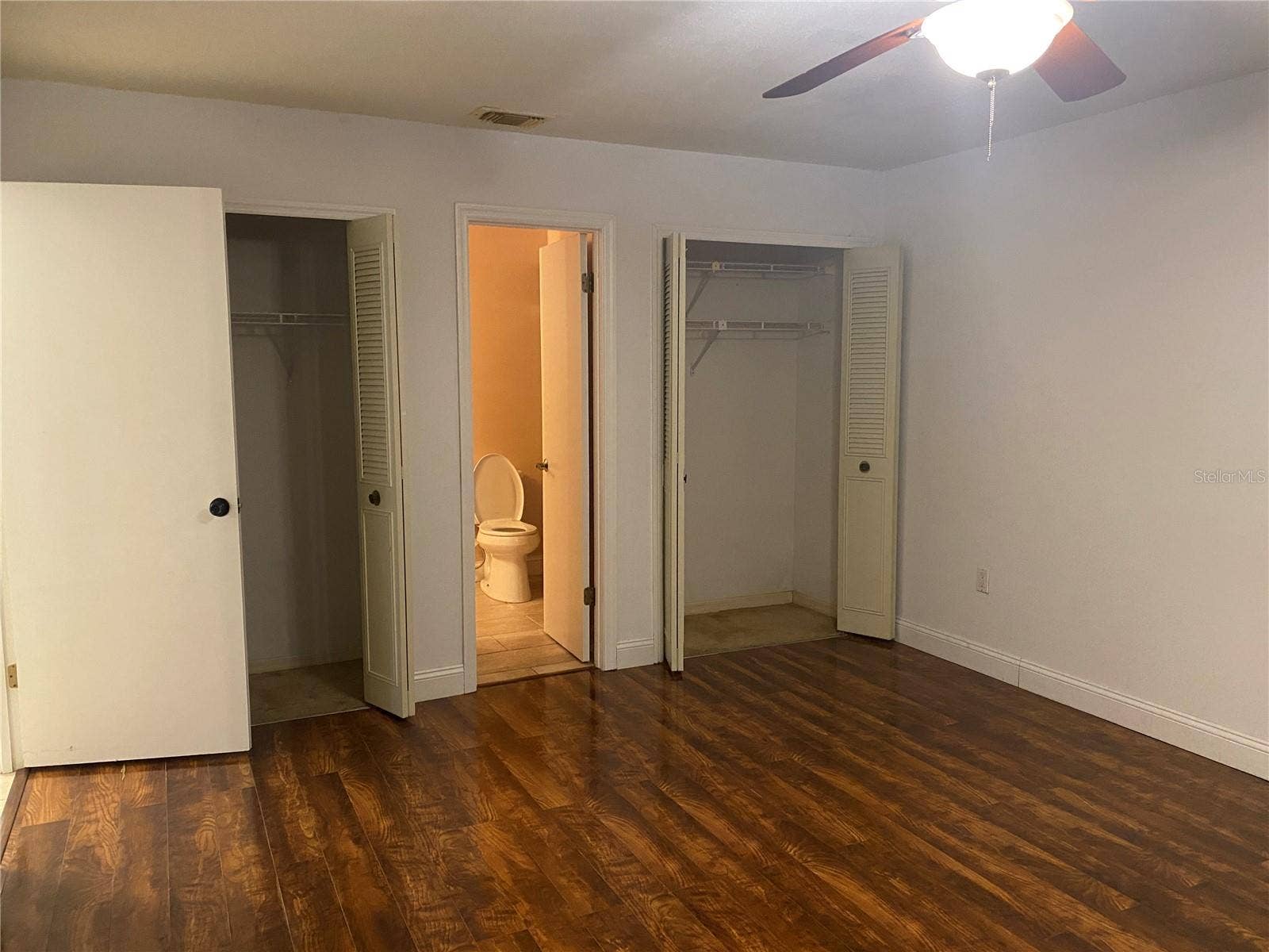 8029 SANDBERRY BOULEVARD, Orlando, FL 32819 8029 SANDBERRY BOULEVARD, Orlando, FL 32819