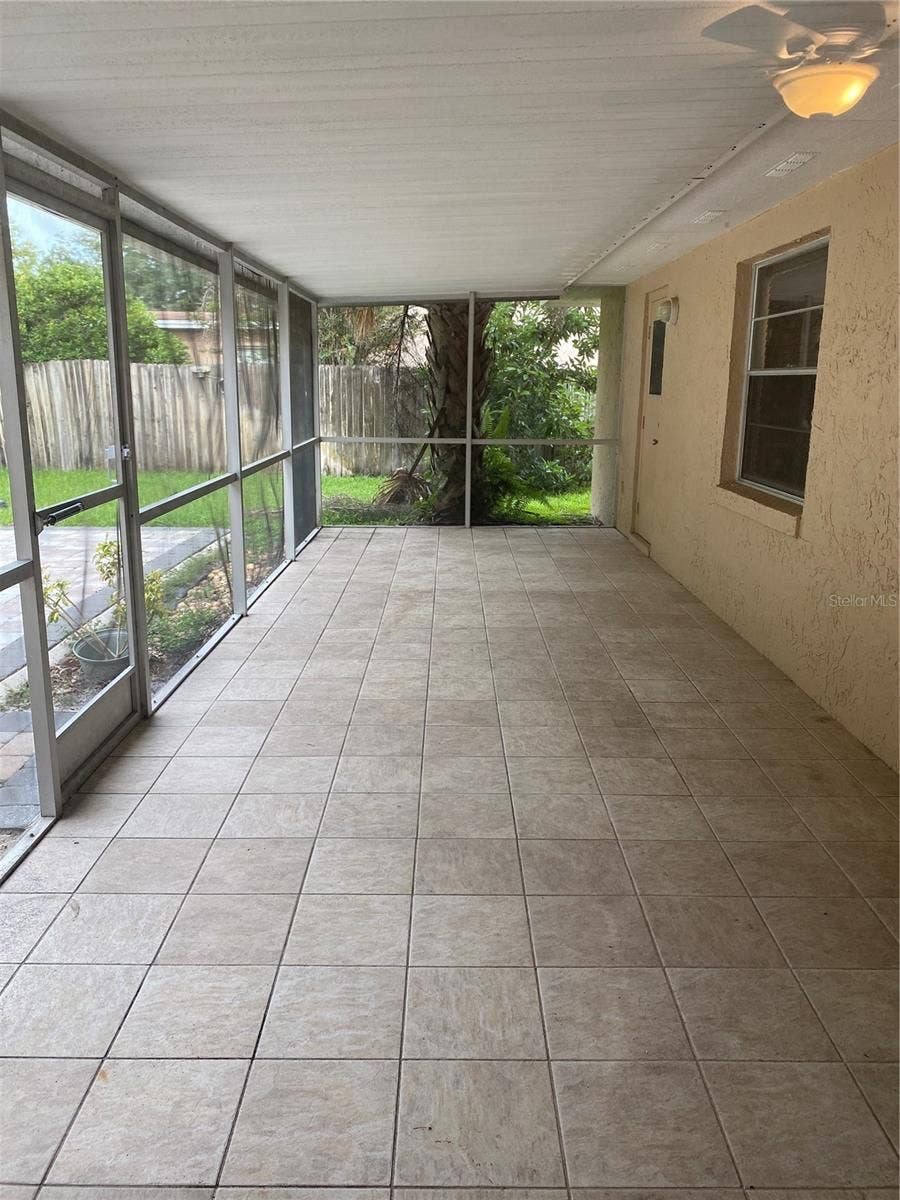 8029 SANDBERRY BOULEVARD, Orlando, FL 32819 8029 SANDBERRY BOULEVARD, Orlando, FL 32819