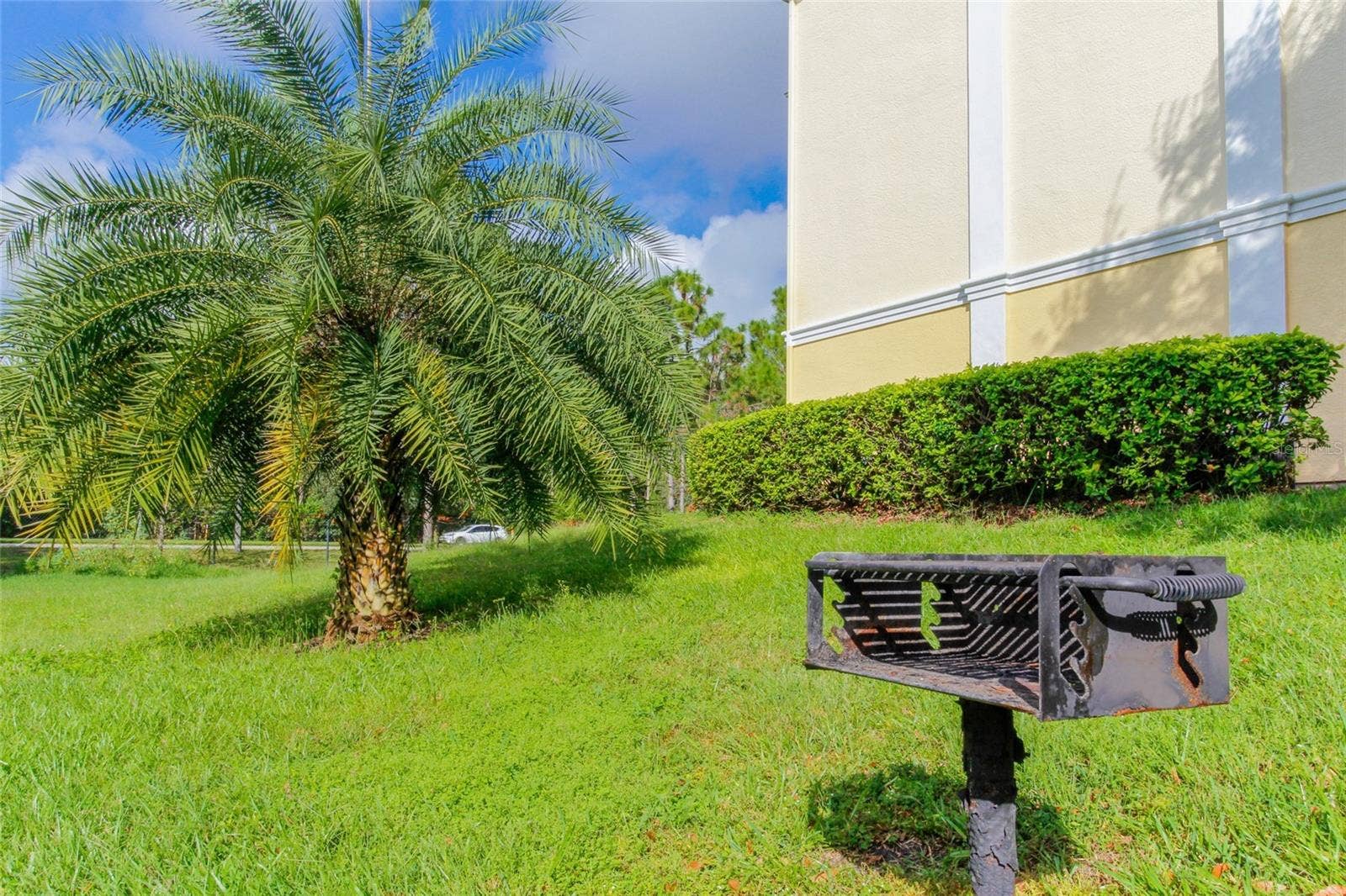8927 LEGACY COURT, #20-201, Kissimmee, FL 34747 8927 LEGACY COURT, #20-201, Kissimmee, FL 34747