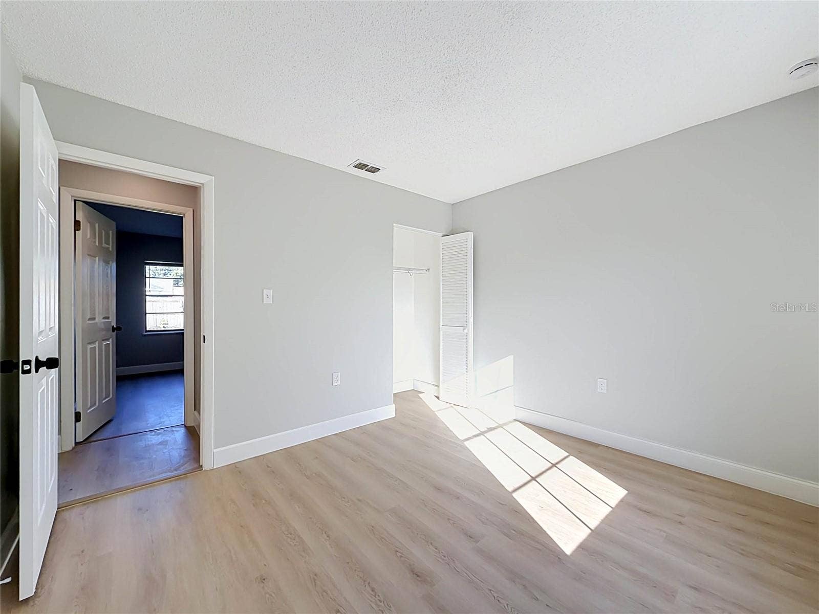 864 WAGES WAY, Orlando, FL 32825 864 WAGES WAY, Orlando, FL 32825