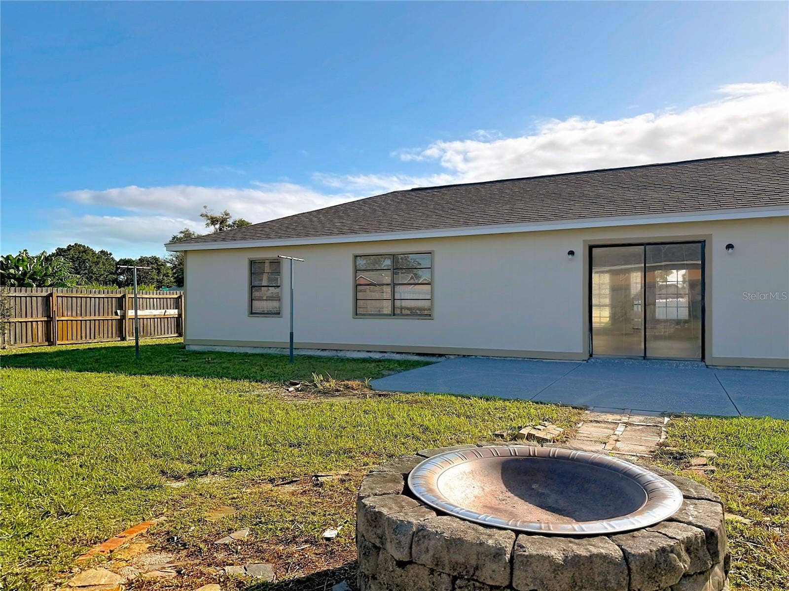 864 WAGES WAY, Orlando, FL 32825 864 WAGES WAY, Orlando, FL 32825