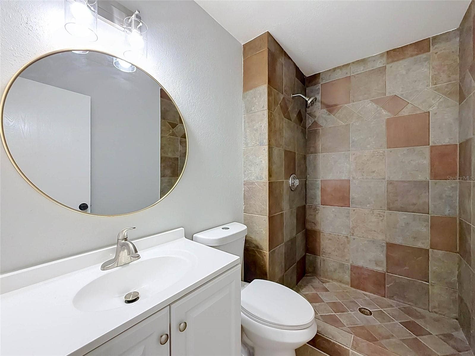 864 WAGES WAY, Orlando, FL 32825 864 WAGES WAY, Orlando, FL 32825
