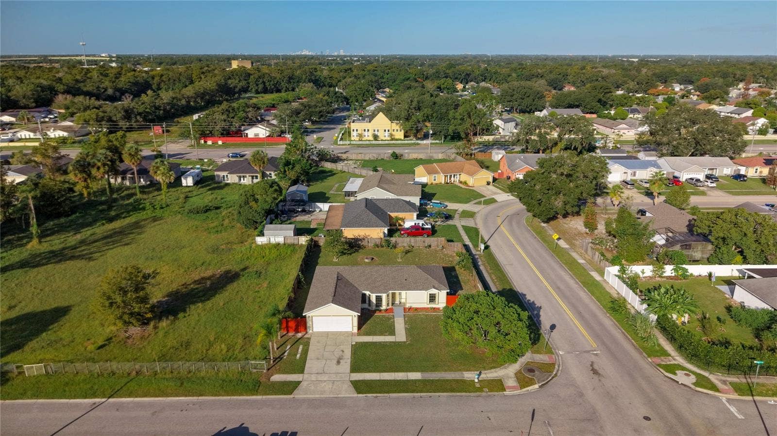 864 WAGES WAY, Orlando, FL 32825 864 WAGES WAY, Orlando, FL 32825