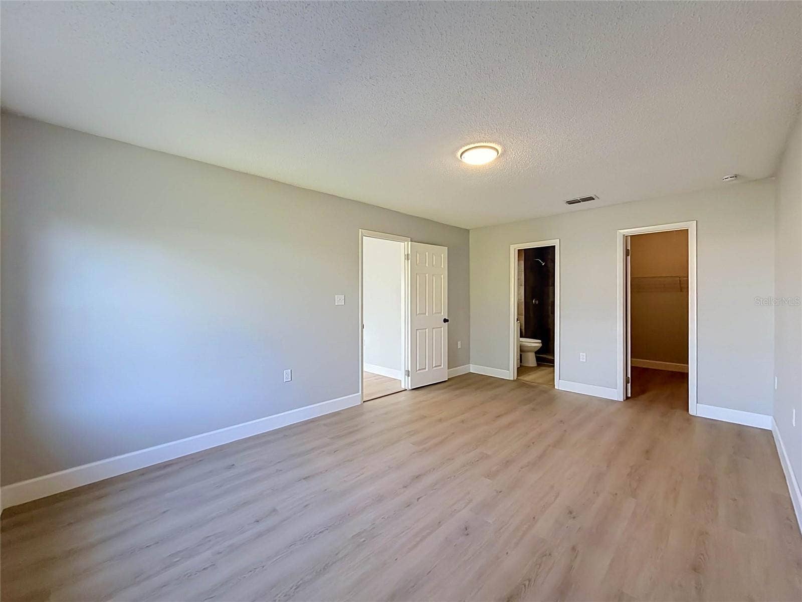 864 WAGES WAY, Orlando, FL 32825 864 WAGES WAY, Orlando, FL 32825