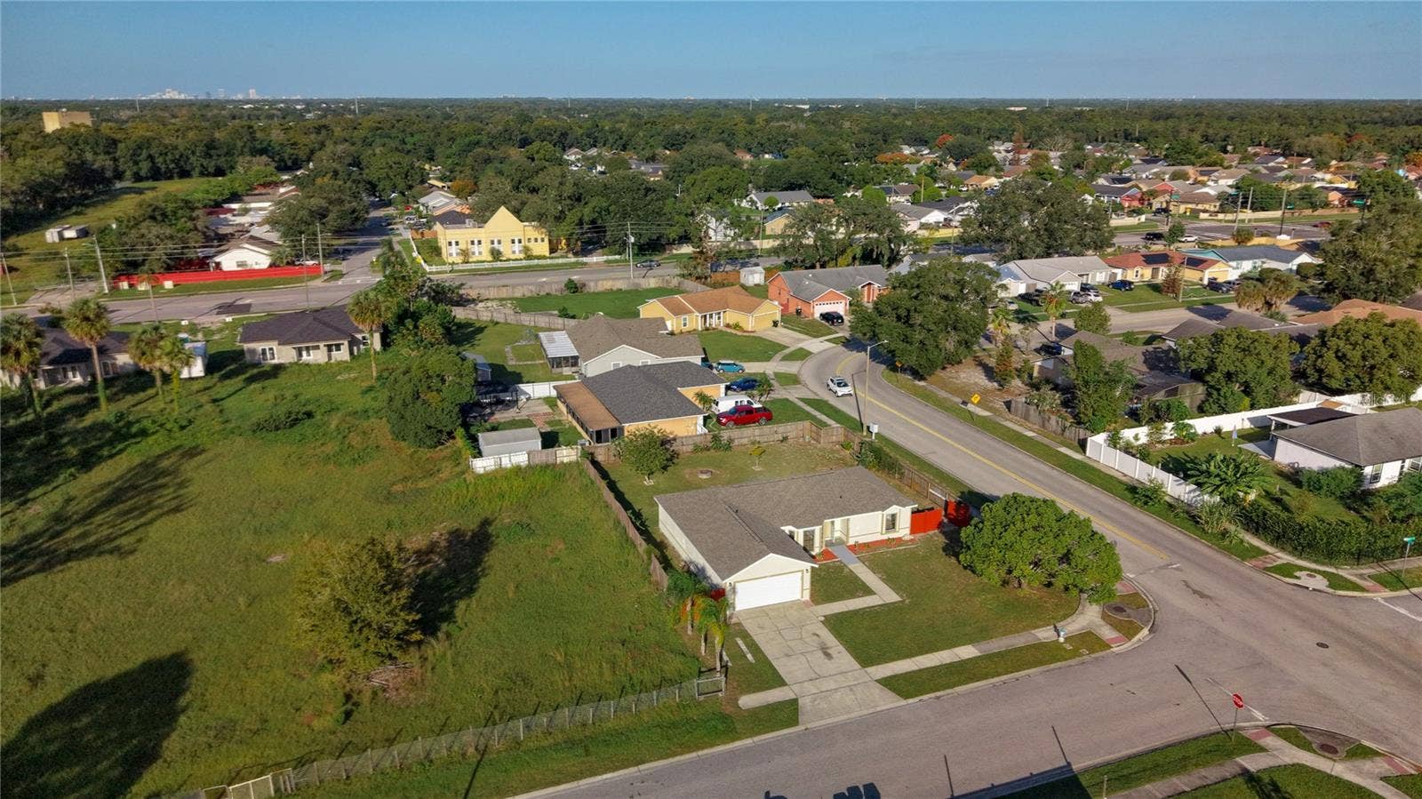 864 WAGES WAY, Orlando, FL 32825 864 WAGES WAY, Orlando, FL 32825