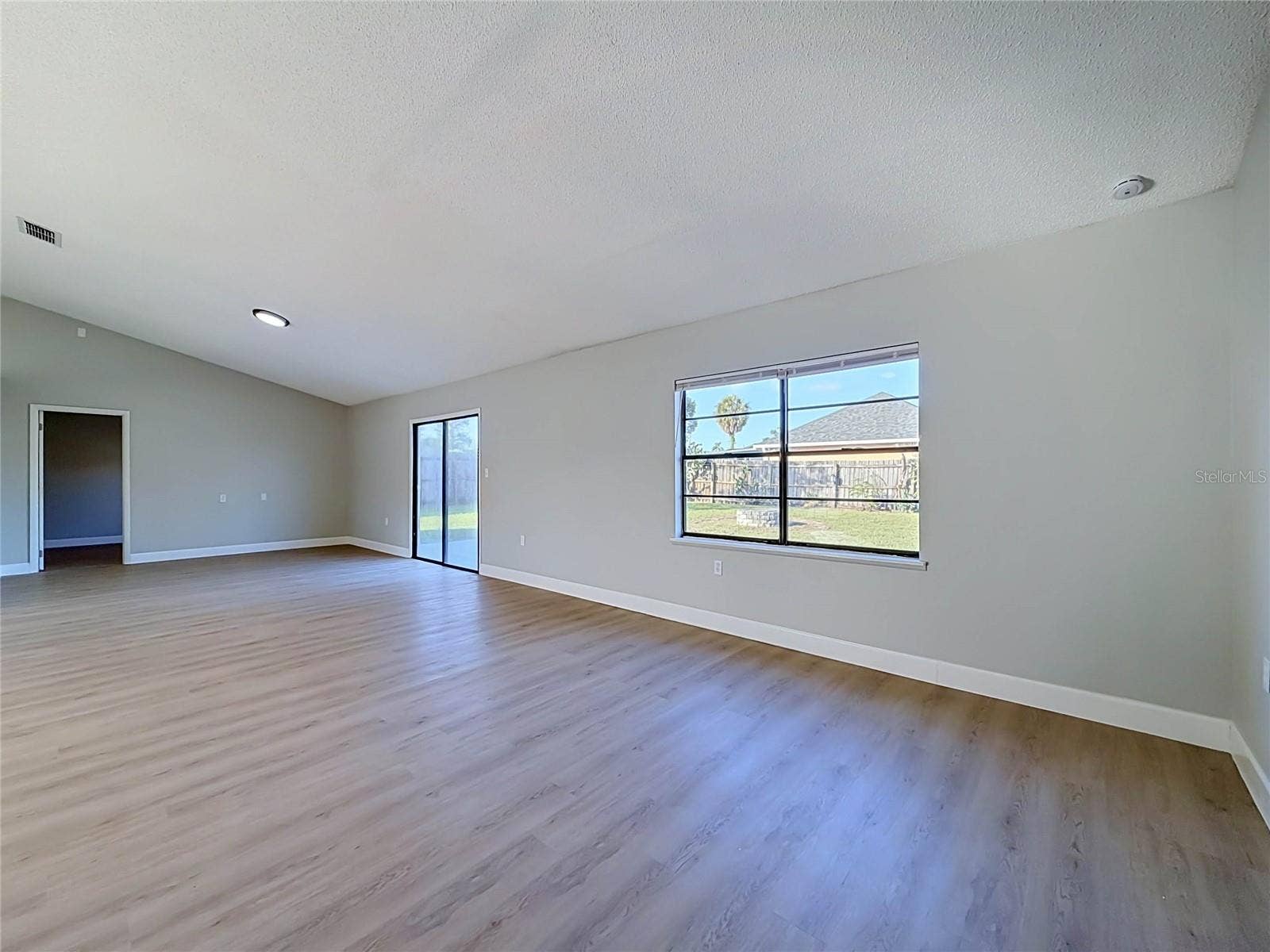 864 WAGES WAY, Orlando, FL 32825 864 WAGES WAY, Orlando, FL 32825