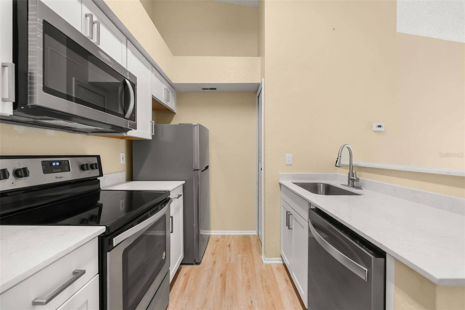 2214 METROPOLITAN WAY, #1034, Orlando, FL 32839 2214 METROPOLITAN WAY, #1034, Orlando, FL 32839