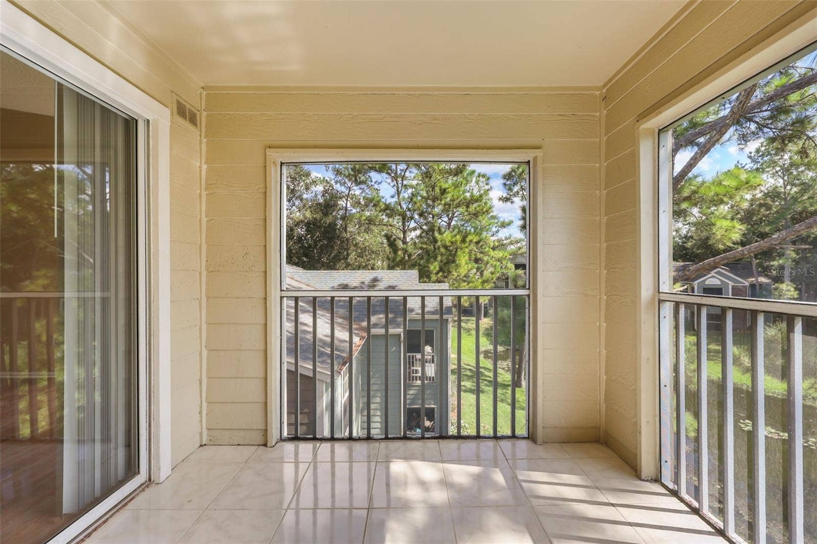 2214 METROPOLITAN WAY, #1034, Orlando, FL 32839 2214 METROPOLITAN WAY, #1034, Orlando, FL 32839