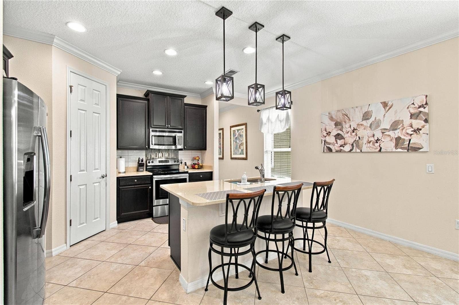 814 SHADY CANYON WAY, Poinciana, FL 34759 BREAKFAST BAR
