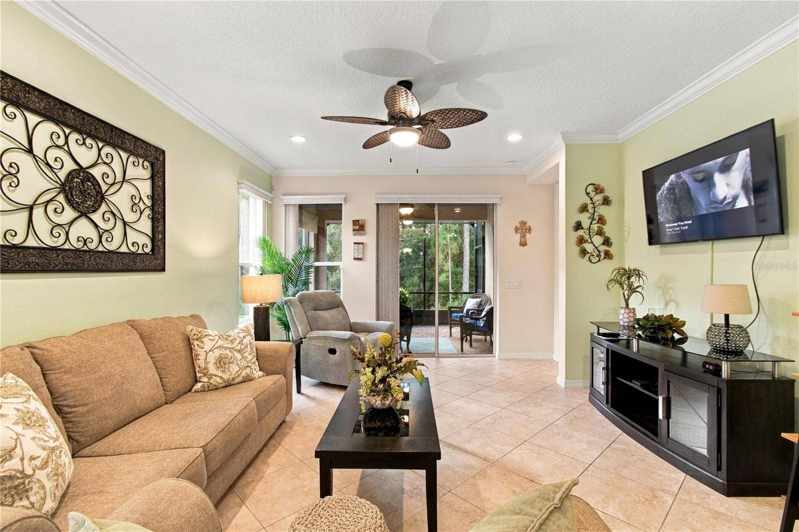 814 SHADY CANYON WAY, Poinciana, FL 34759 814 SHADY CANYON WAY, Poinciana, FL 34759