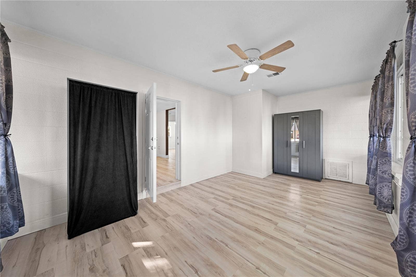 438 WISCONSIN AVENUE, St Cloud, FL 34769 438 WISCONSIN AVENUE, St Cloud, FL 34769