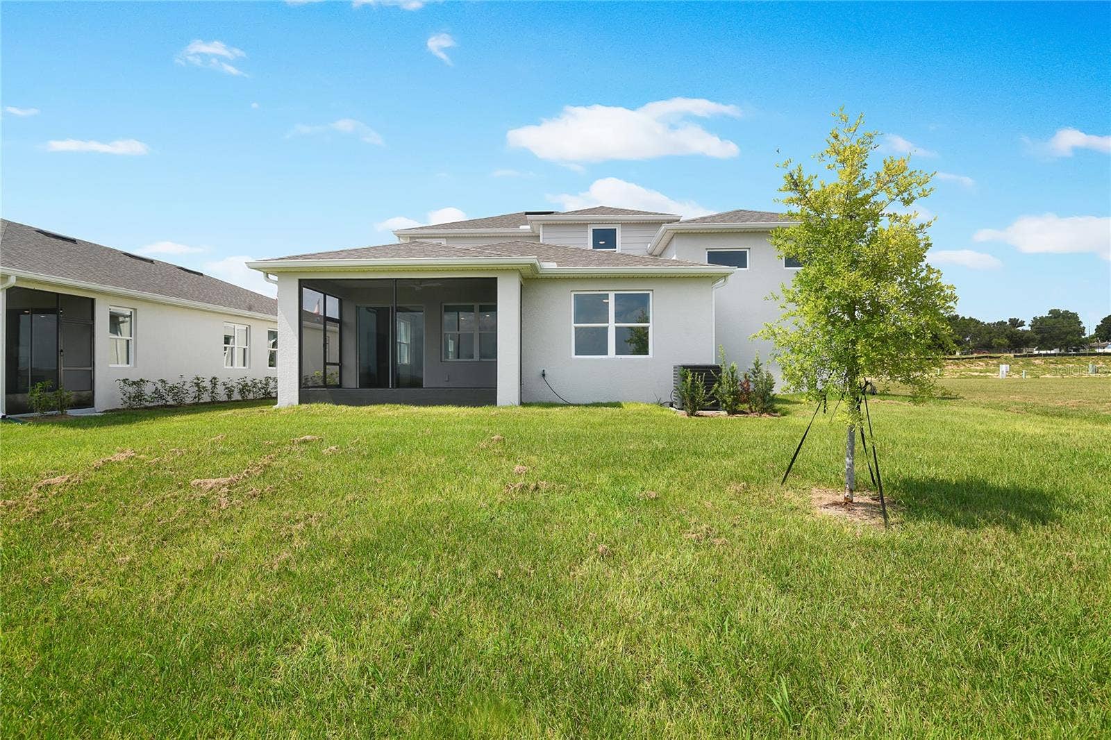 194 BLUE STAR COURT, Tavares, FL 32778