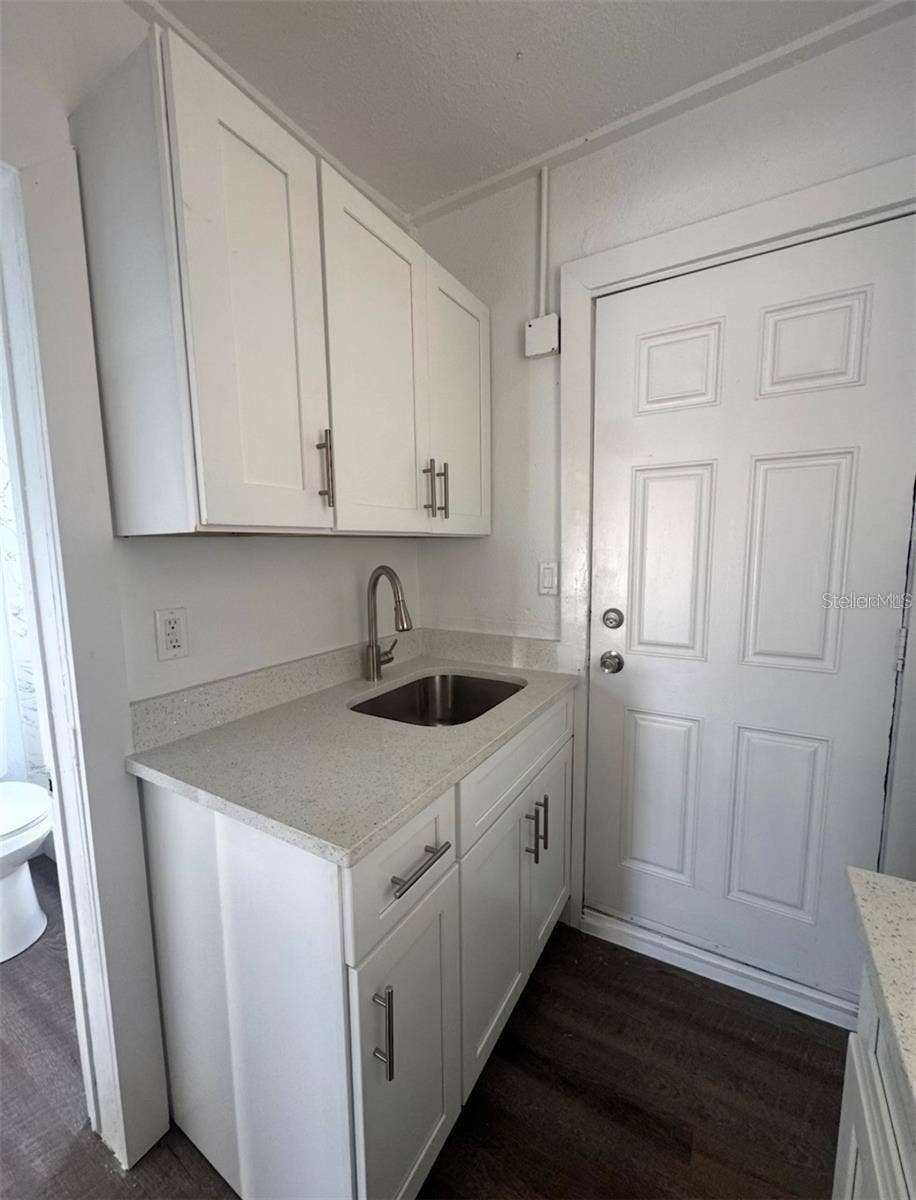 715 JERNIGAN AVENUE, Orlando, FL 32805 715 JERNIGAN AVENUE, Orlando, FL 32805