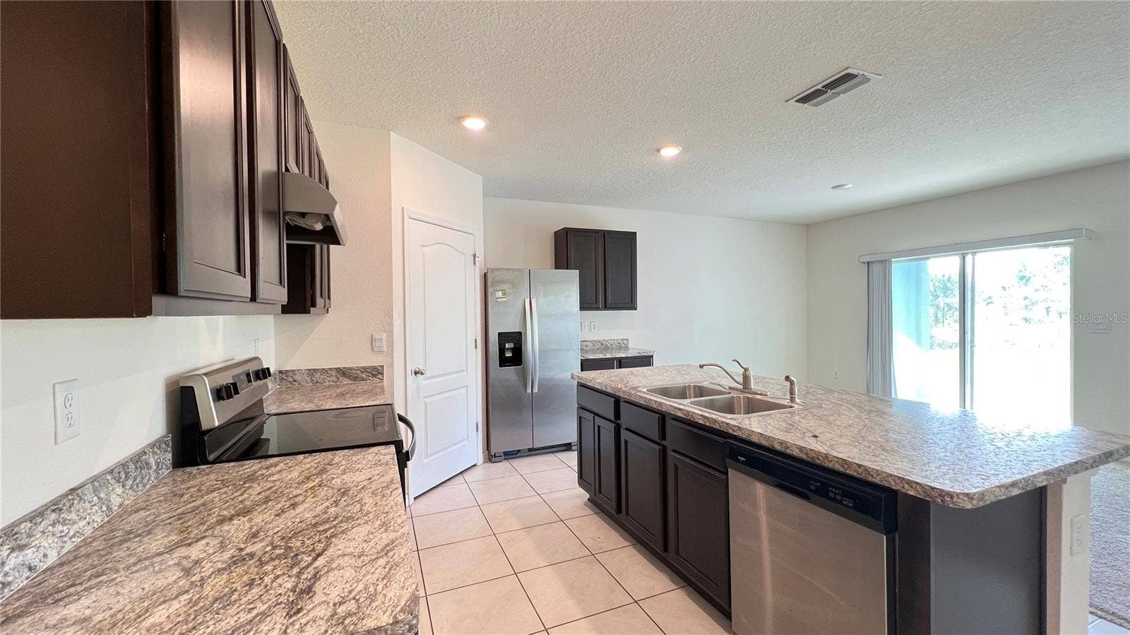 1467 FOX SQUIRREL DRIVE, Davenport, FL 33897