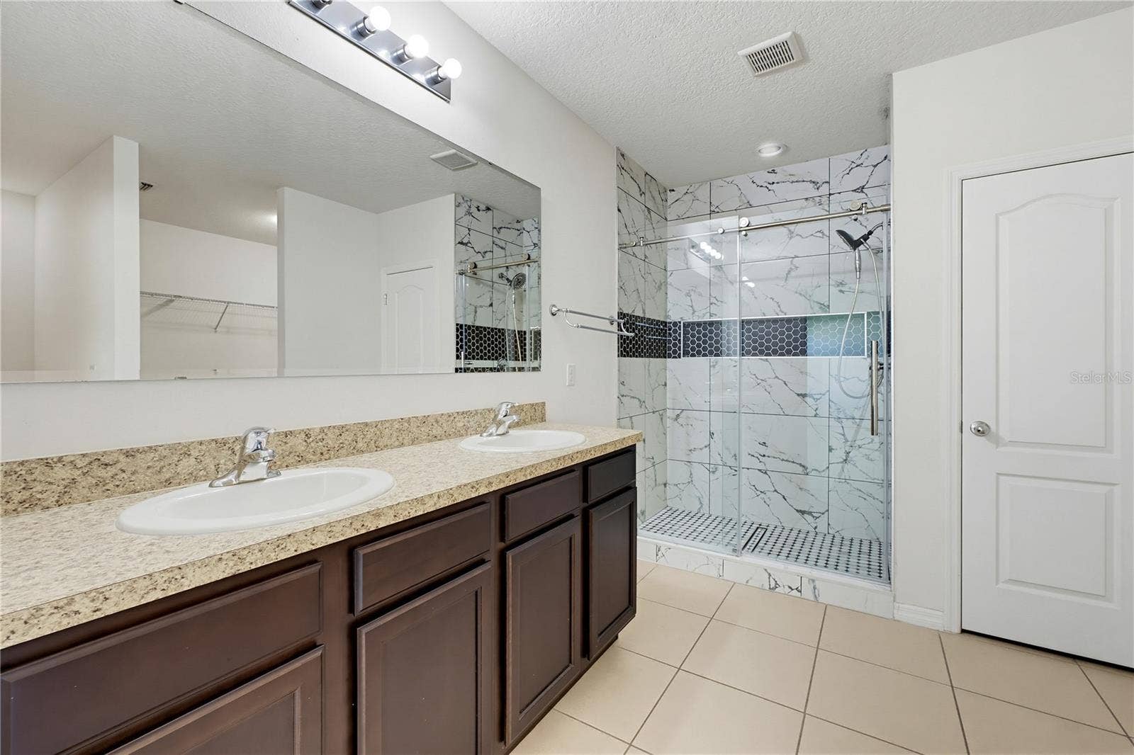 1085 BRENTON MANOR DRIVE, Winter Haven, FL 33881 Primary Bathroom