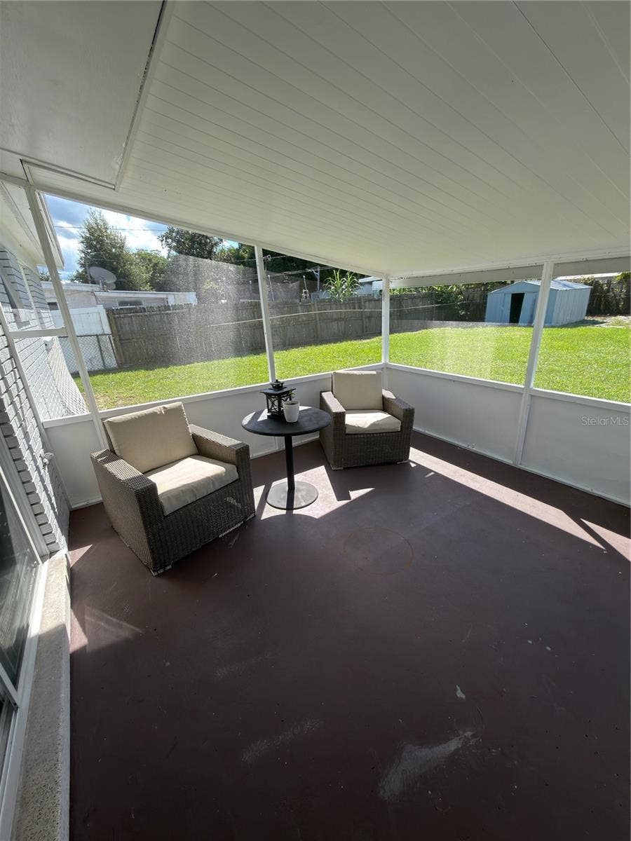 102 COSMOS DRIVE, Orlando, FL 32807 102 COSMOS DRIVE, Orlando, FL 32807