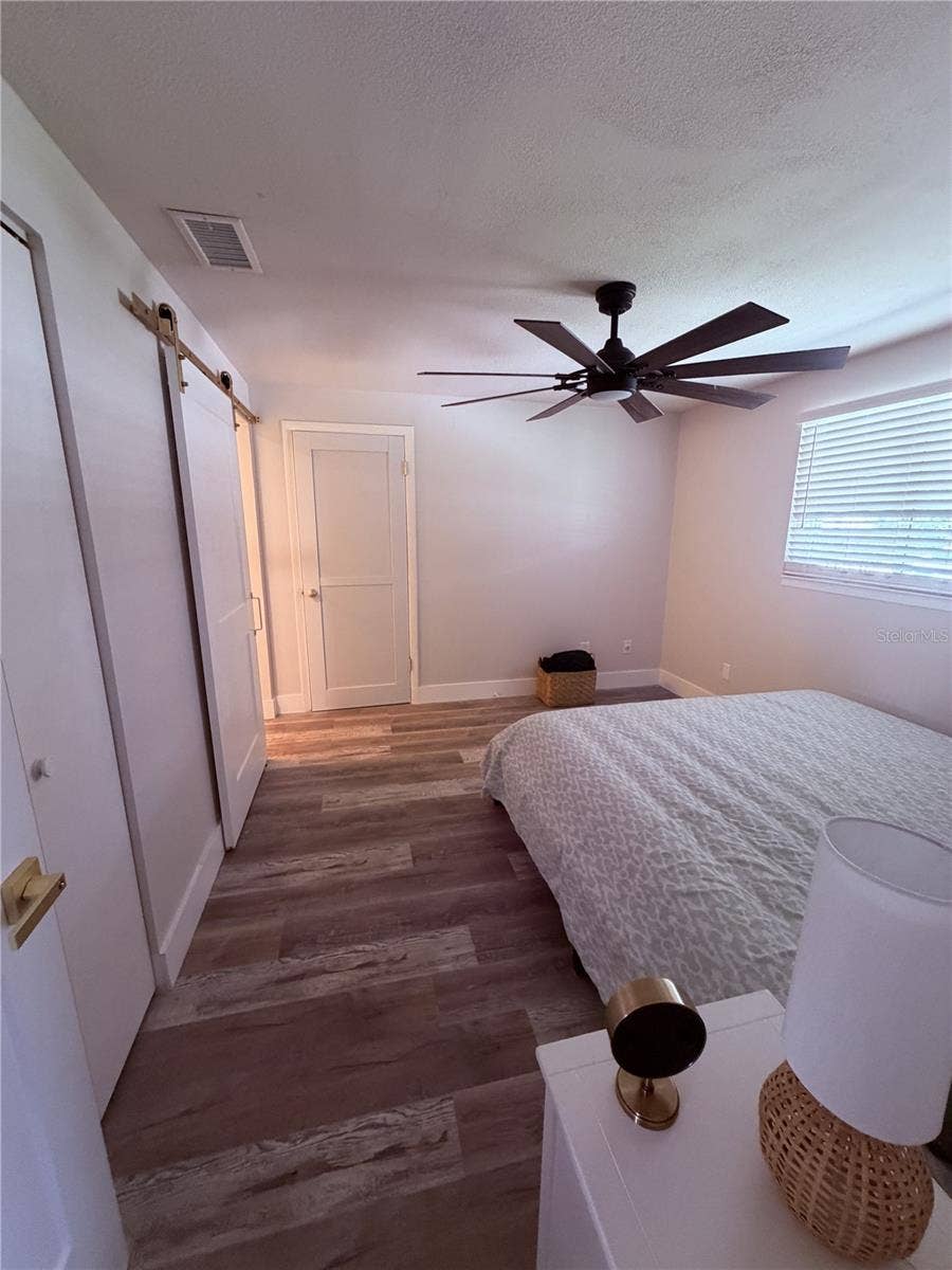 102 COSMOS DRIVE, Orlando, FL 32807 102 COSMOS DRIVE, Orlando, FL 32807