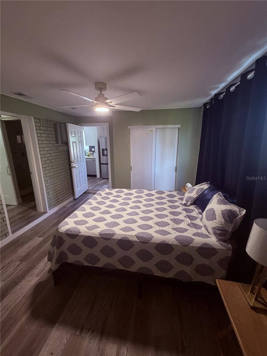 102 COSMOS DRIVE, Orlando, FL 32807 102 COSMOS DRIVE, Orlando, FL 32807
