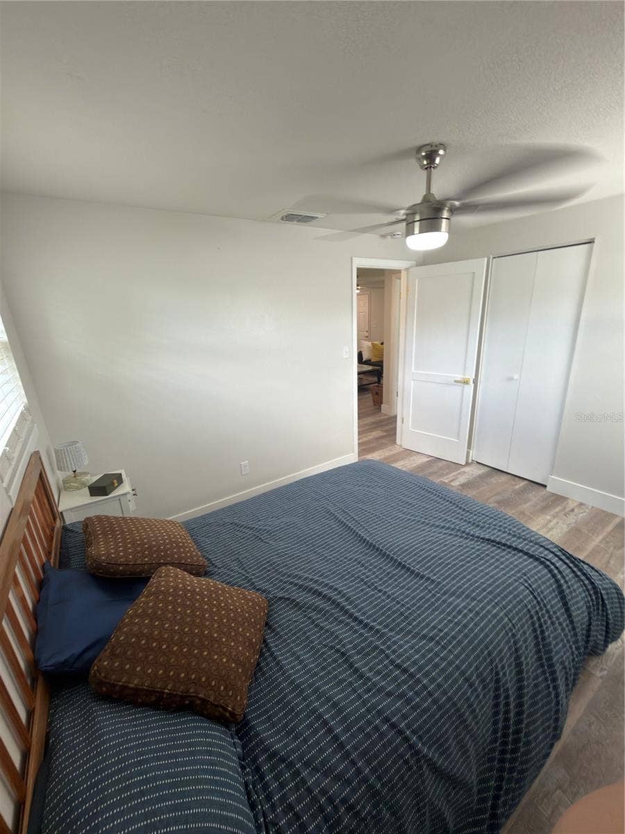 102 COSMOS DRIVE, Orlando, FL 32807 102 COSMOS DRIVE, Orlando, FL 32807