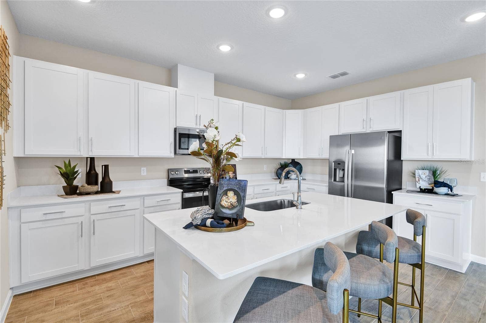 5102 KINSLEY DRIVE, Lake Wales, FL 33859 5102 KINSLEY DRIVE, Lake Wales, FL 33859